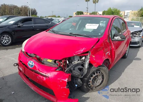 2013 Toyota Prius C One from USA, damaged, VIN JTDKDTB31D1550328